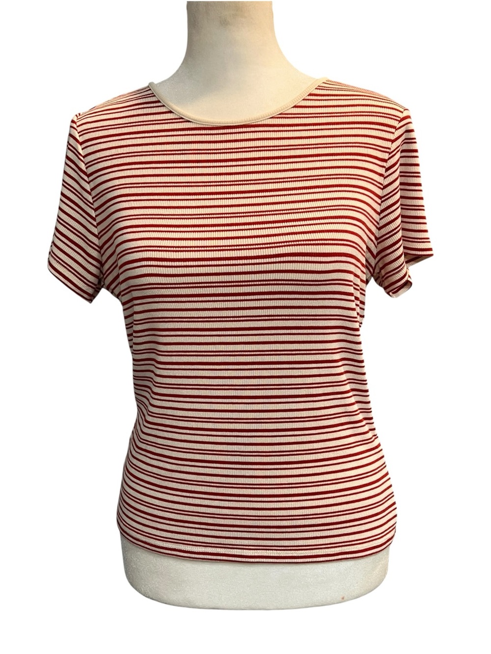 Mason d’Amelie Cream and Red Striped Crew Neck T-Shirt - Medium